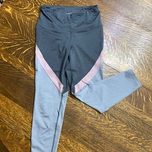 Old Navy two-toned leggings